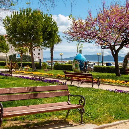 Studio Apartman Mirela Kastel Stafilic Kastela Exterior photo
