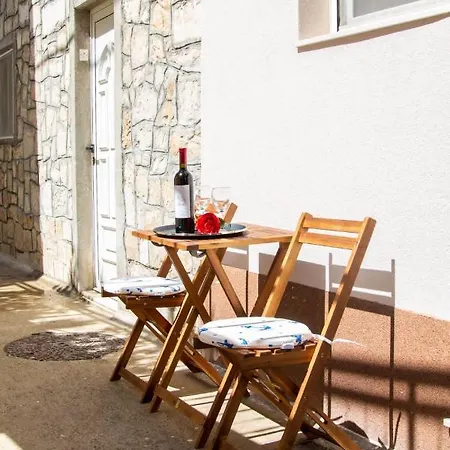 Studio Apartman Mirela Kastel Stafilic Kastela Exterior photo