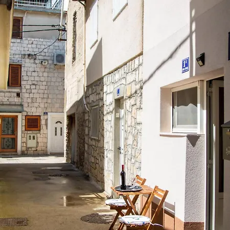Studio Apartman Mirela Kastel Stafilic Kastela Exterior photo