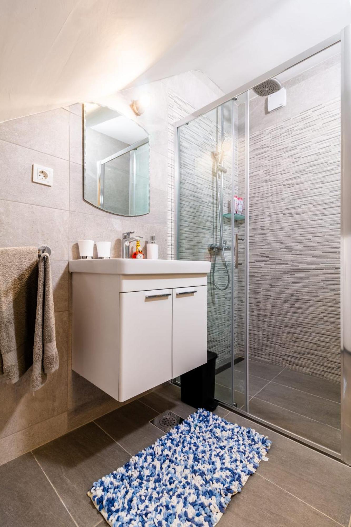 Apartment Mirela Kastel Stafilic